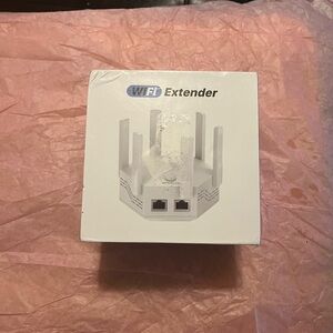 WiFi Extender - White